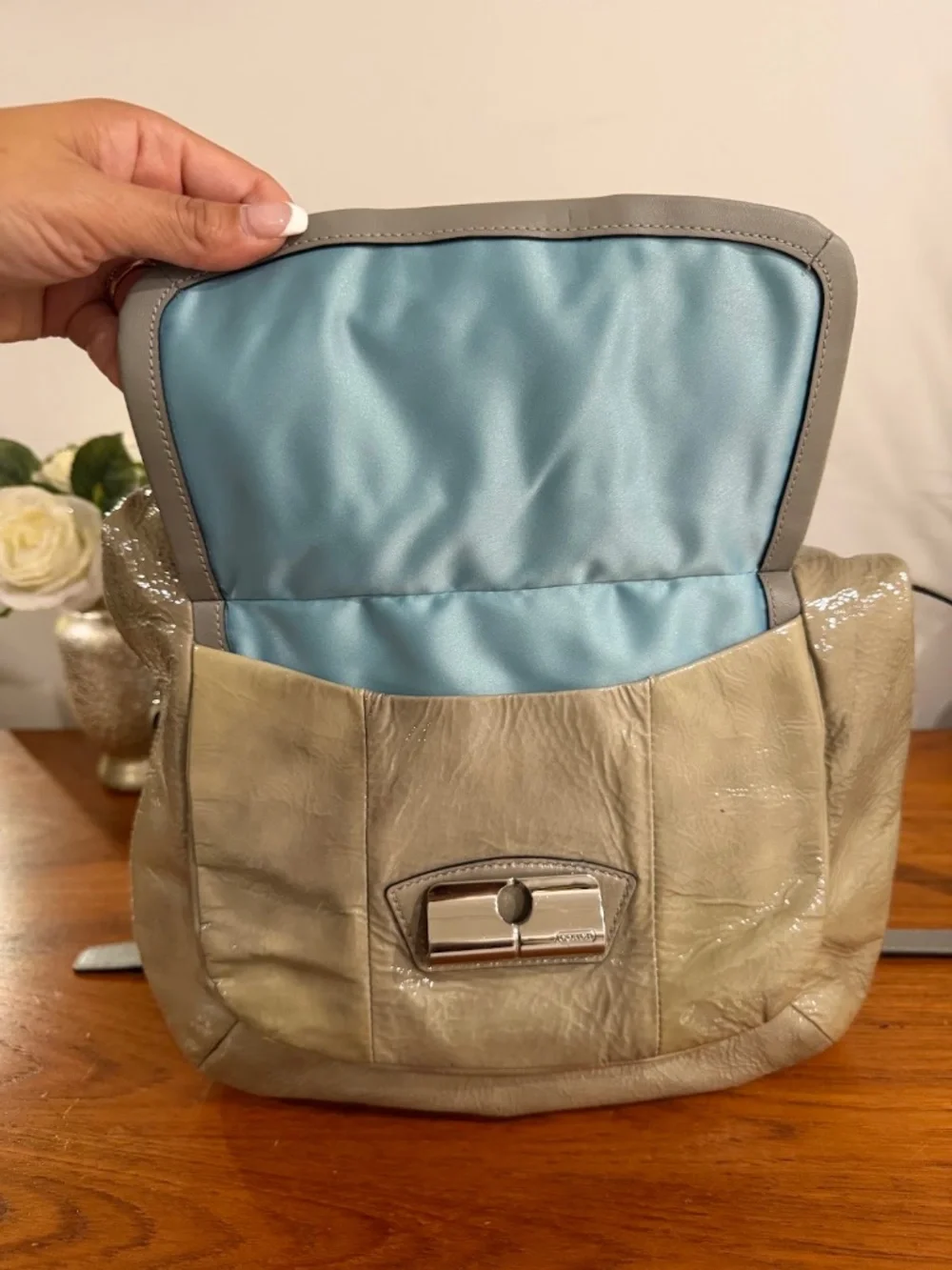 Coach Kristin Patent Leather Convertible Shoulder Hobo Bag Style 19299